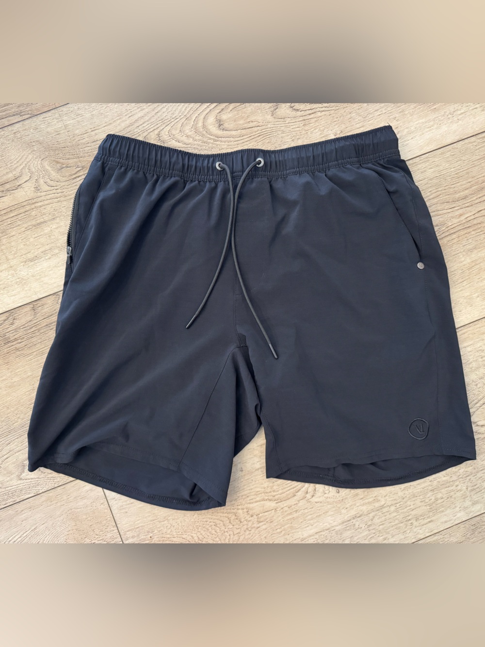 Vuori Men's Elevate Kore shorts - lined